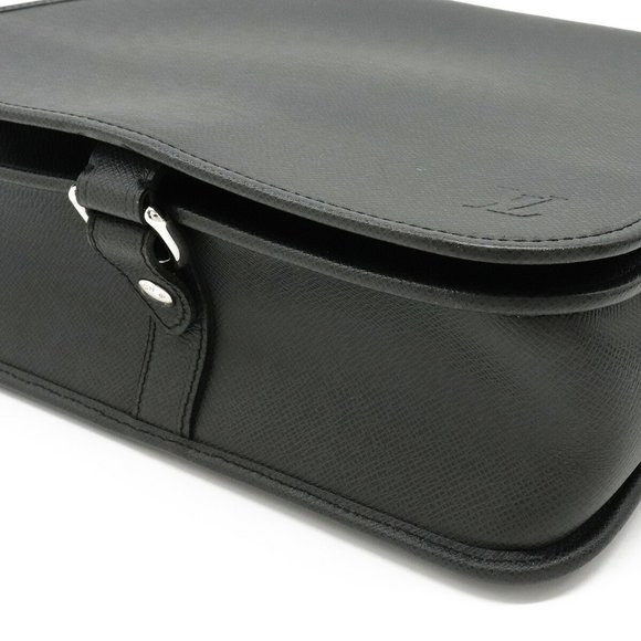 LOUIS VUITTON Louis Vuitton Taiga Andrey Shoulder Bag Leather Ardoise Black M... - Picture 3 of 7